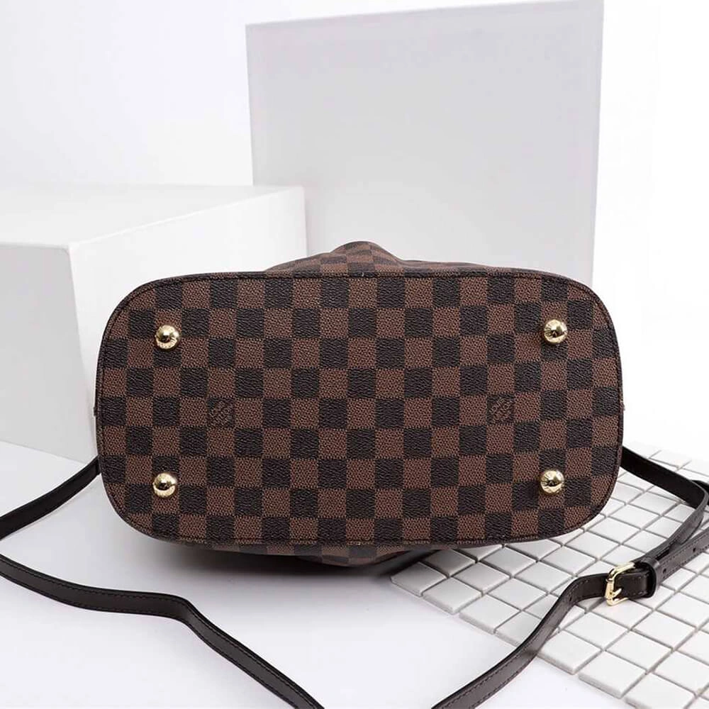 Vibrant Louis Vuitton Siena MM 717