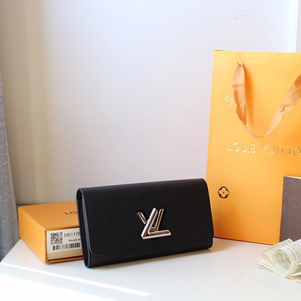 Comfortable Louis Vuitton TWIST WALLET 671