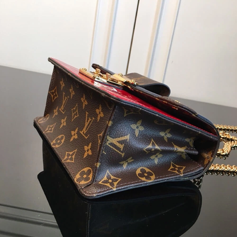 Seasonal Louis Vuitton Wynwood 754