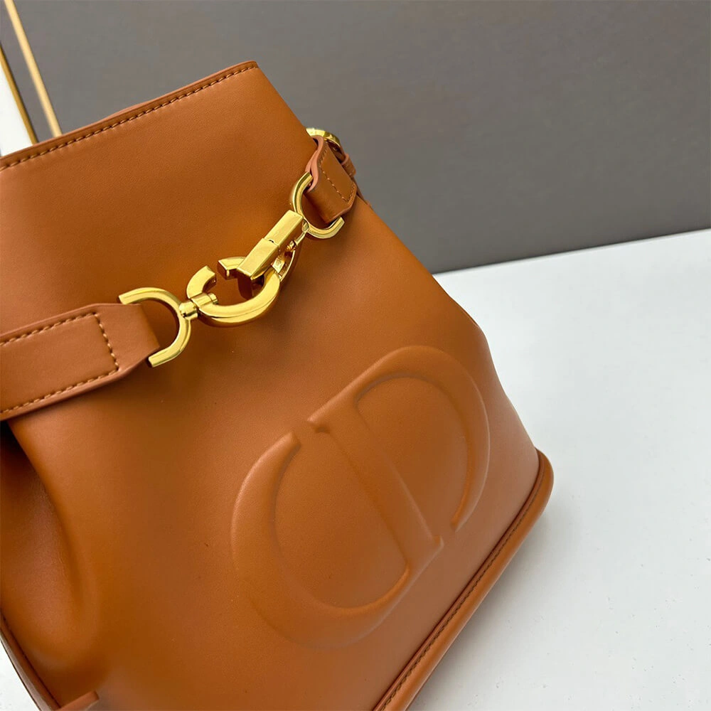 MEDIUM C’EST DIOR BAG Snug 2275