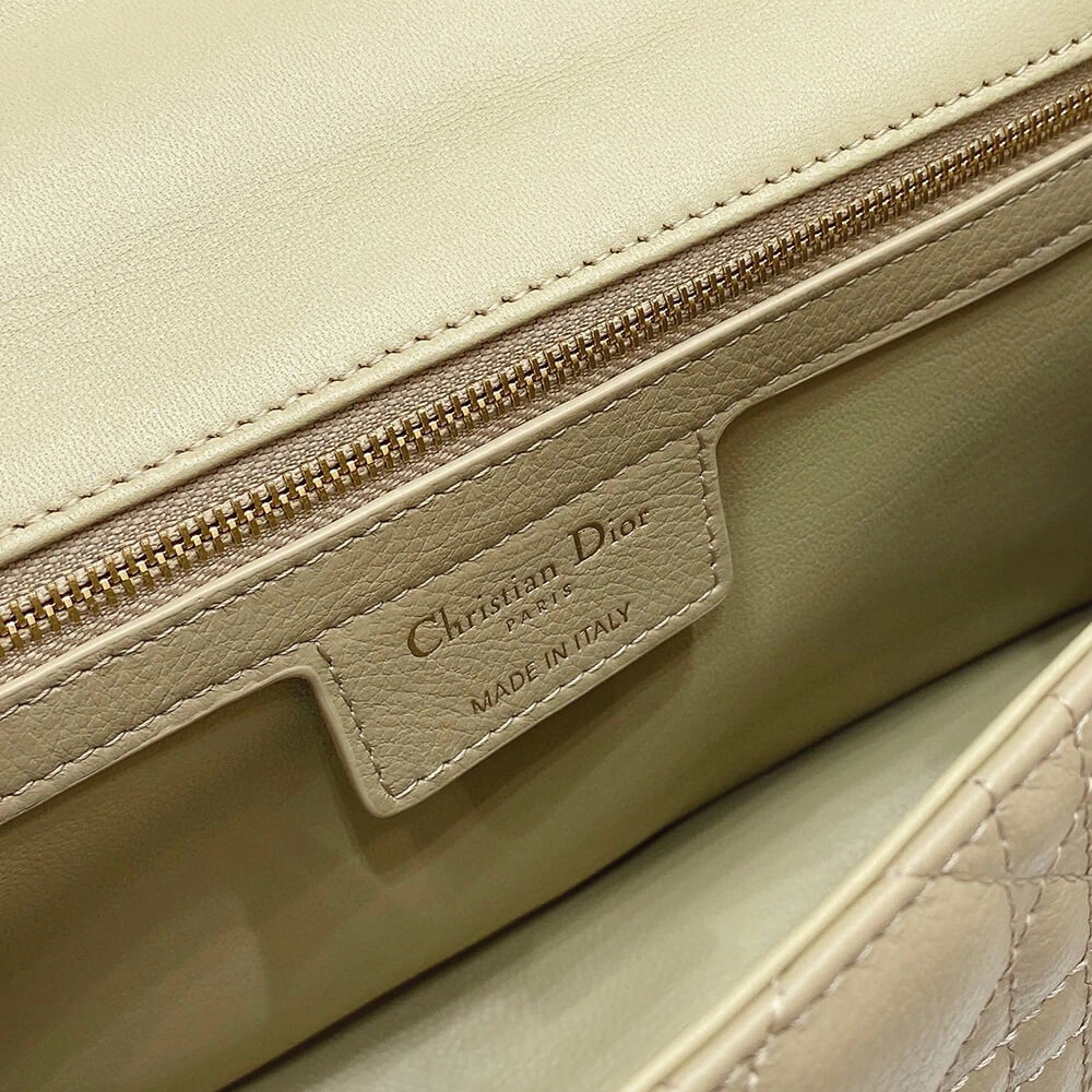 Durable MEDIUM DIOR CARO BAG(HIGH-END GRADE) 2334