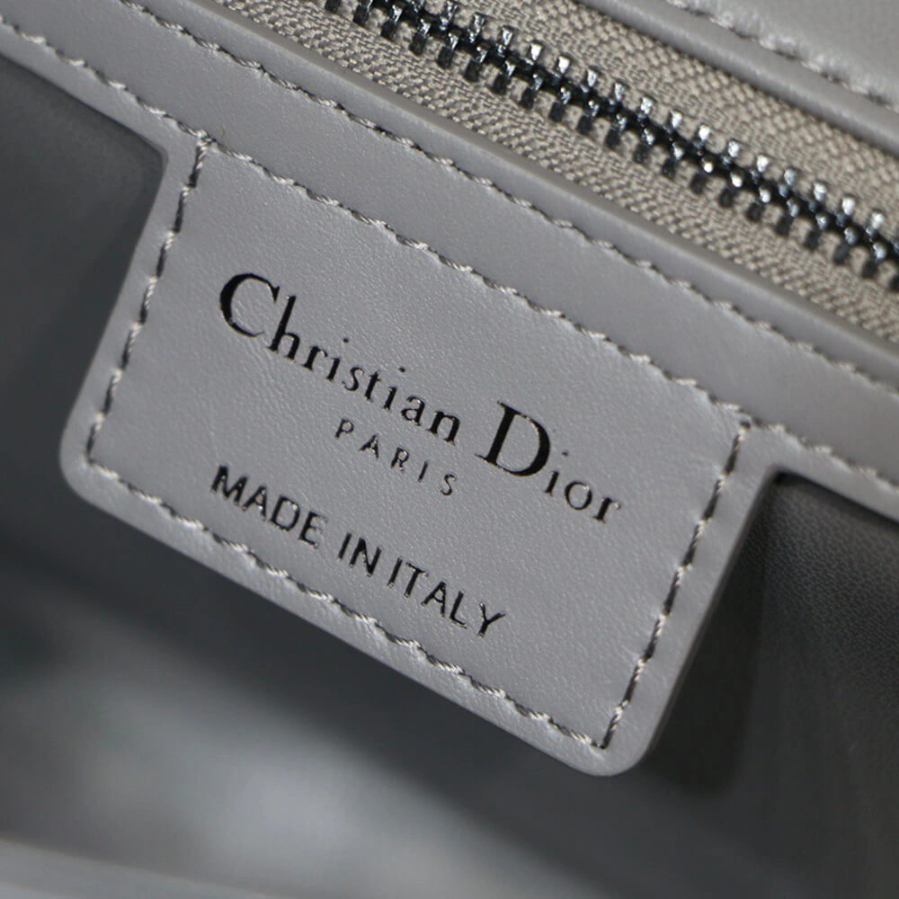 Sporty MEDIUM DIOR CARO BAG(HIGH-END GRADE) 2384