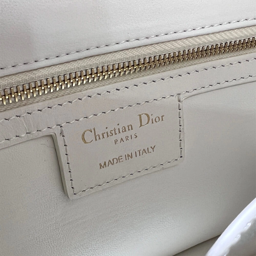 MEDIUM DIOR CARO BAG ZeroBulk 2303