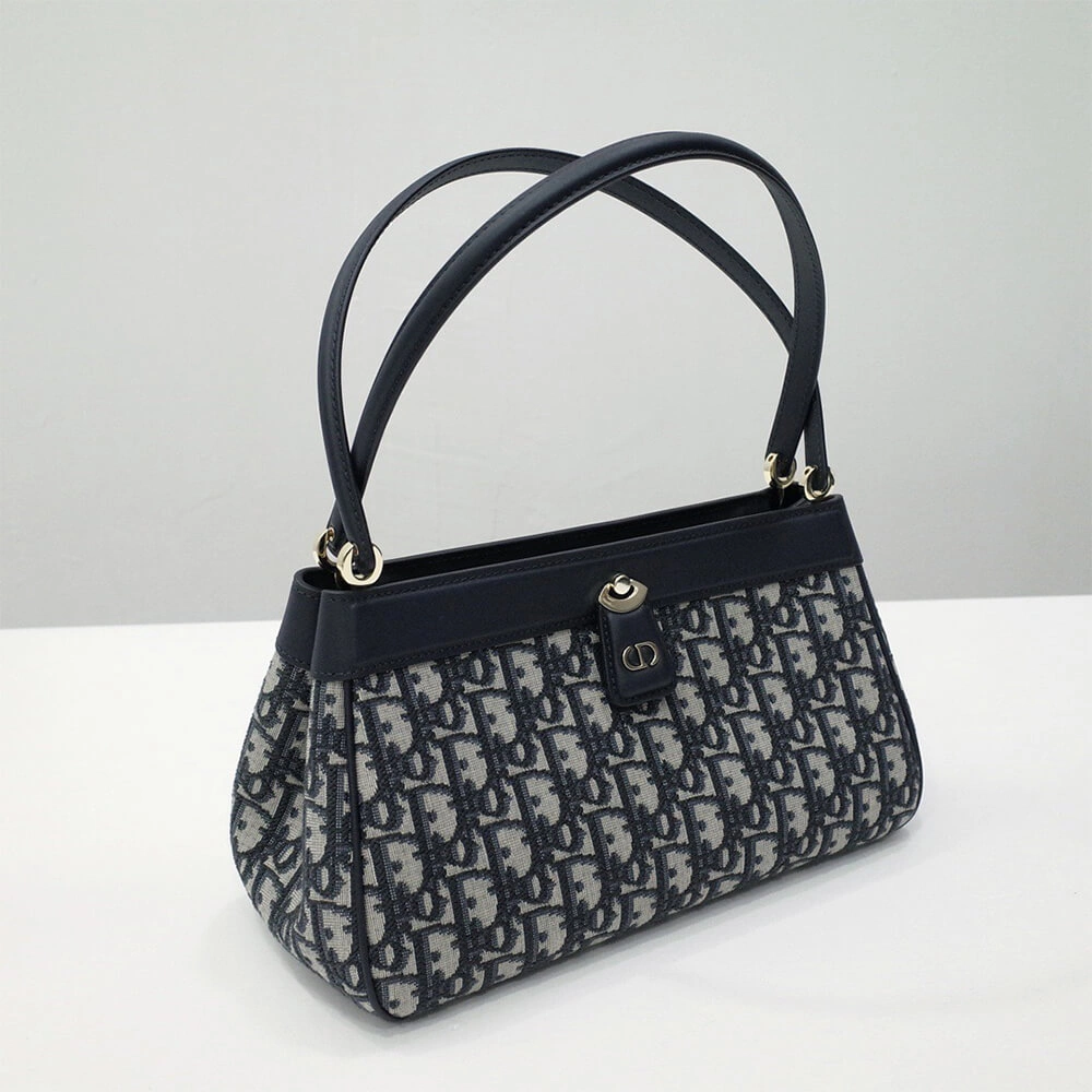 Vibrant MEDIUM DIOR KEY BAG 2254