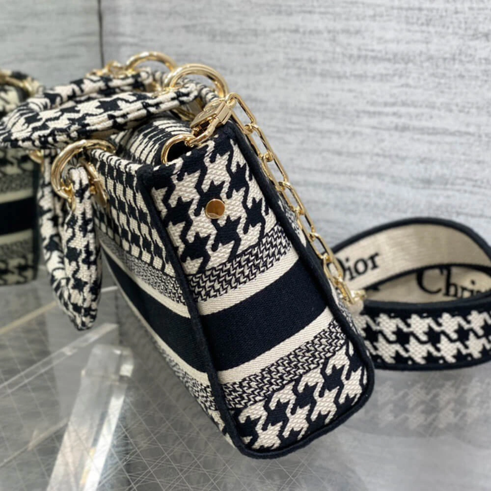 MEDIUM LADY D-JOY BAG Seasonal 2232
