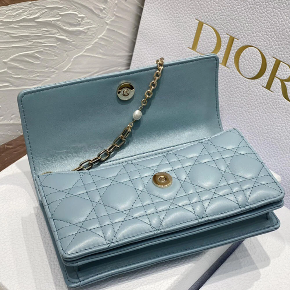 Cozy MISS DIOR MINI BAG 2287
