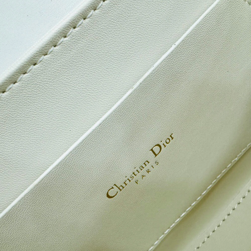 Medium 30 Montaigne Avenue Top Handle Bag Functional 2175