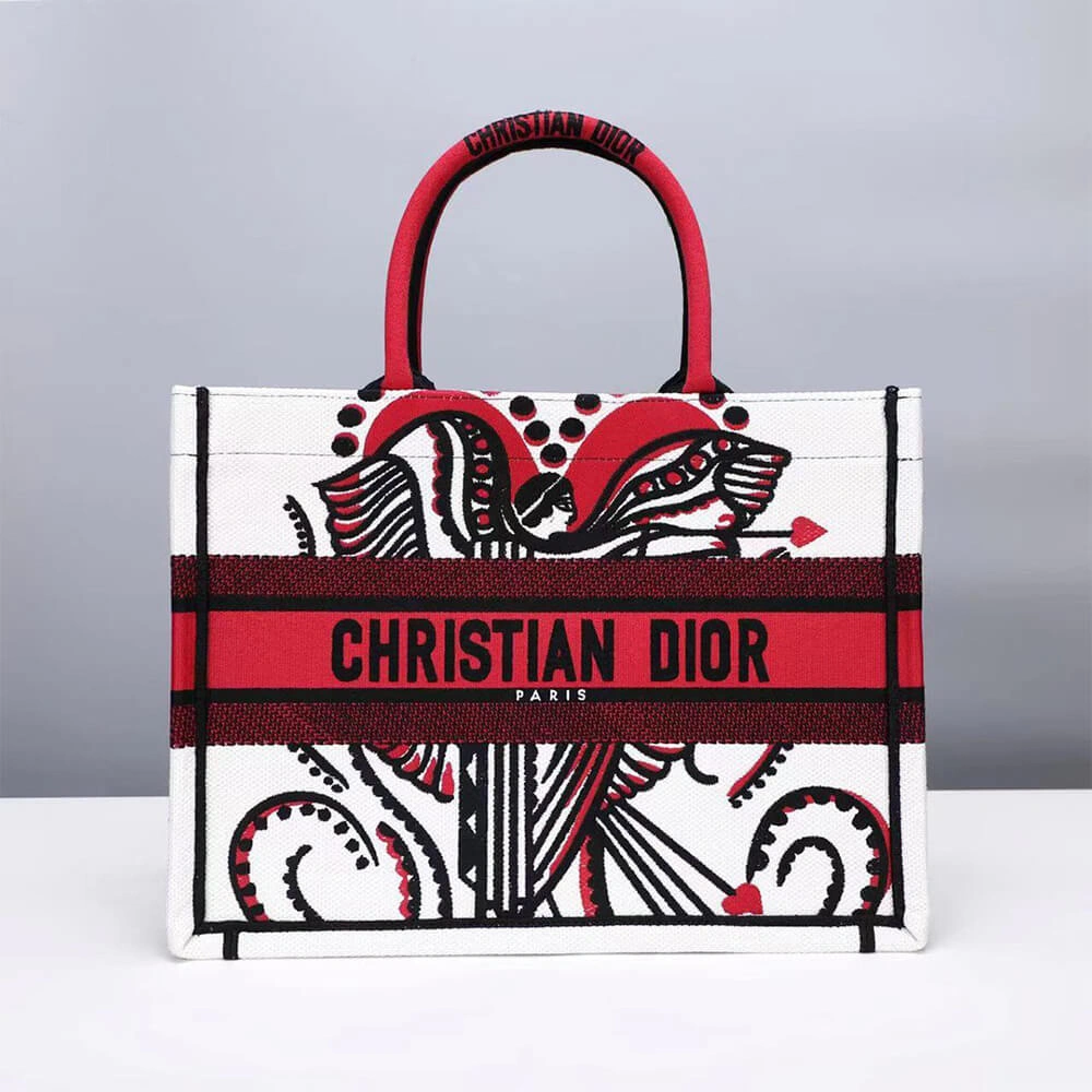 Trendy Medium DIOR BOOK TOTE 2396
