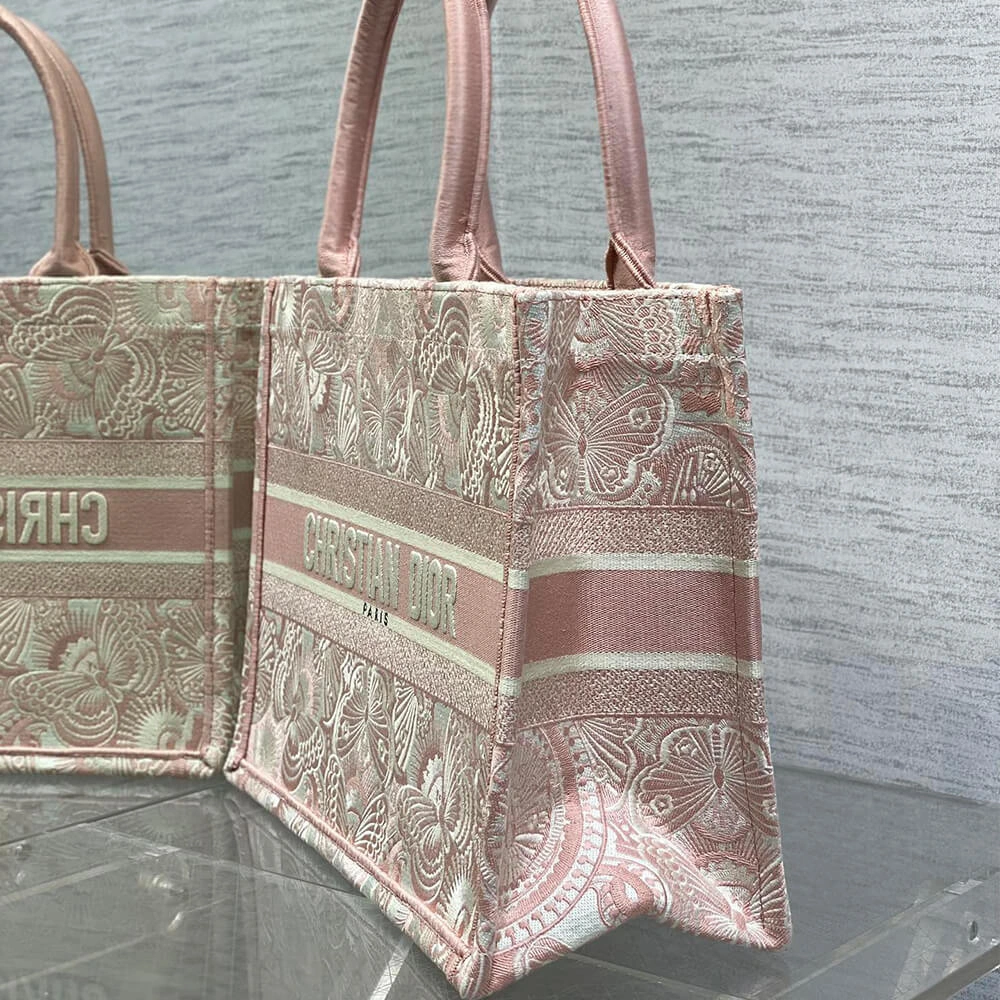 Medium Dior Book Tote MoistureWicking 2139