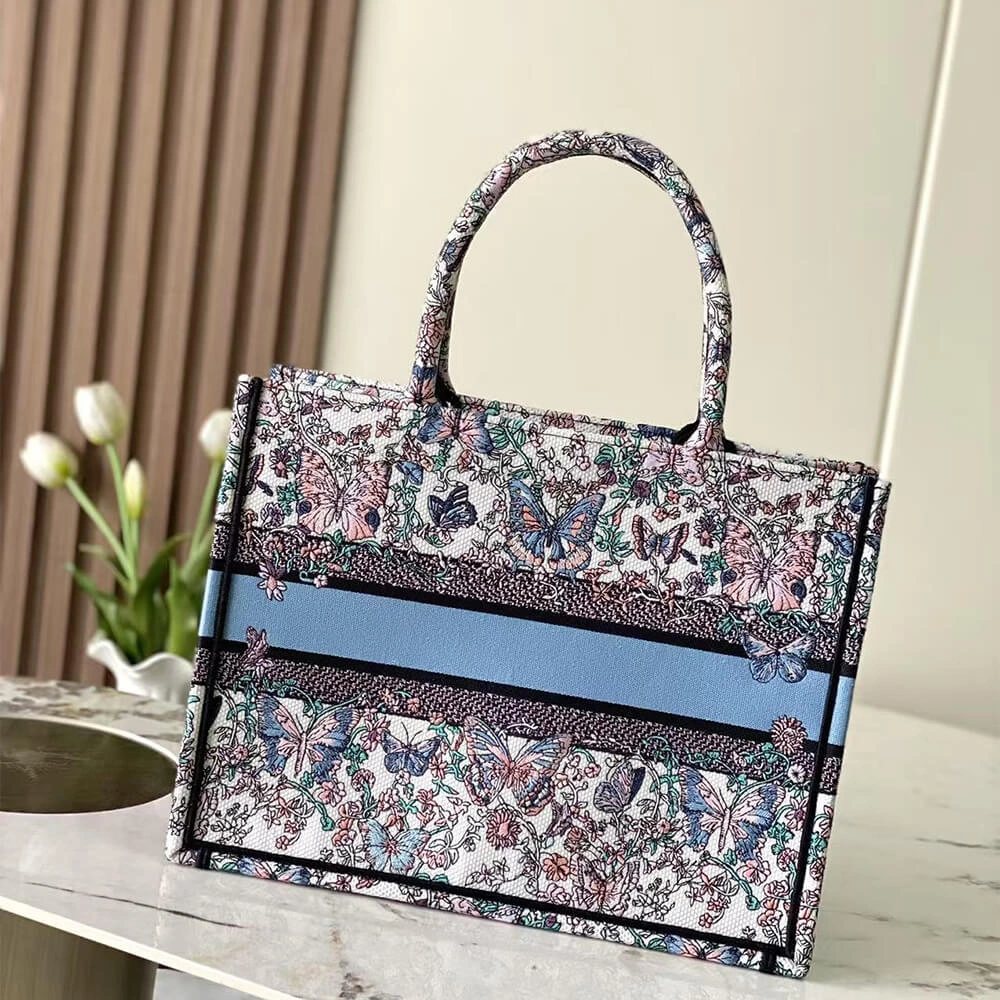 Durable Medium Dior Book Tote 2100
