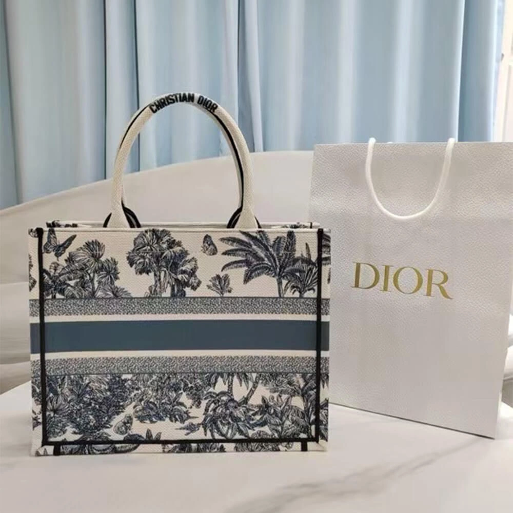 Medium Dior Book Tote Casual 2071