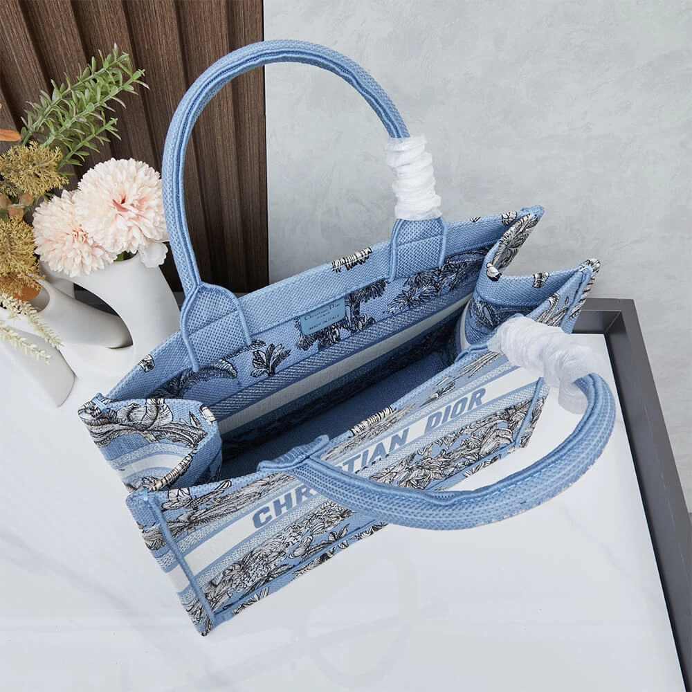 Medium Dior Book Tote MultiPurpose 2048