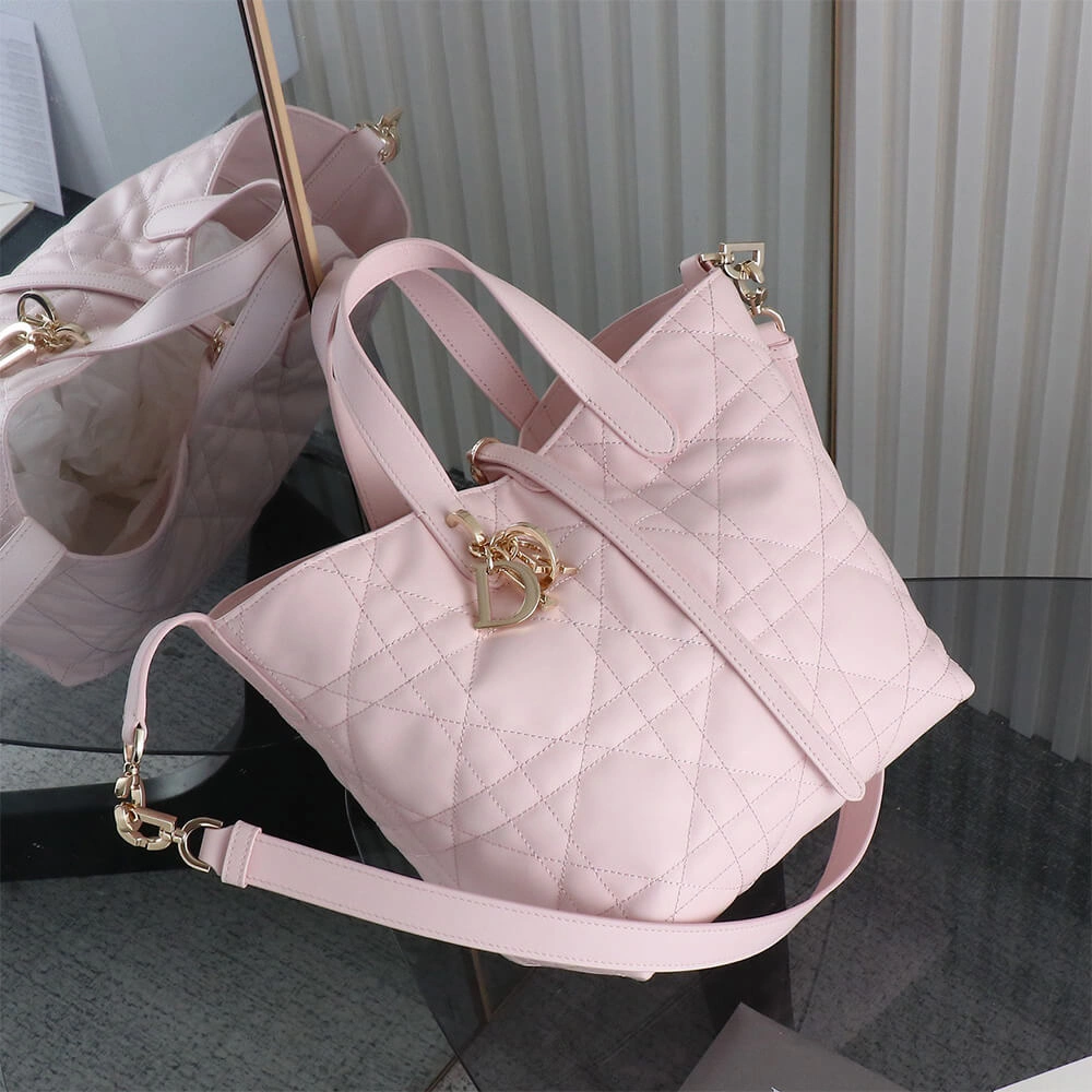Medium Dior Toujours Vertical Tote Bag(high-end grade) FastDry 2391