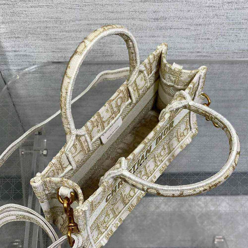 Mini Dior Book Tote Snug 2146