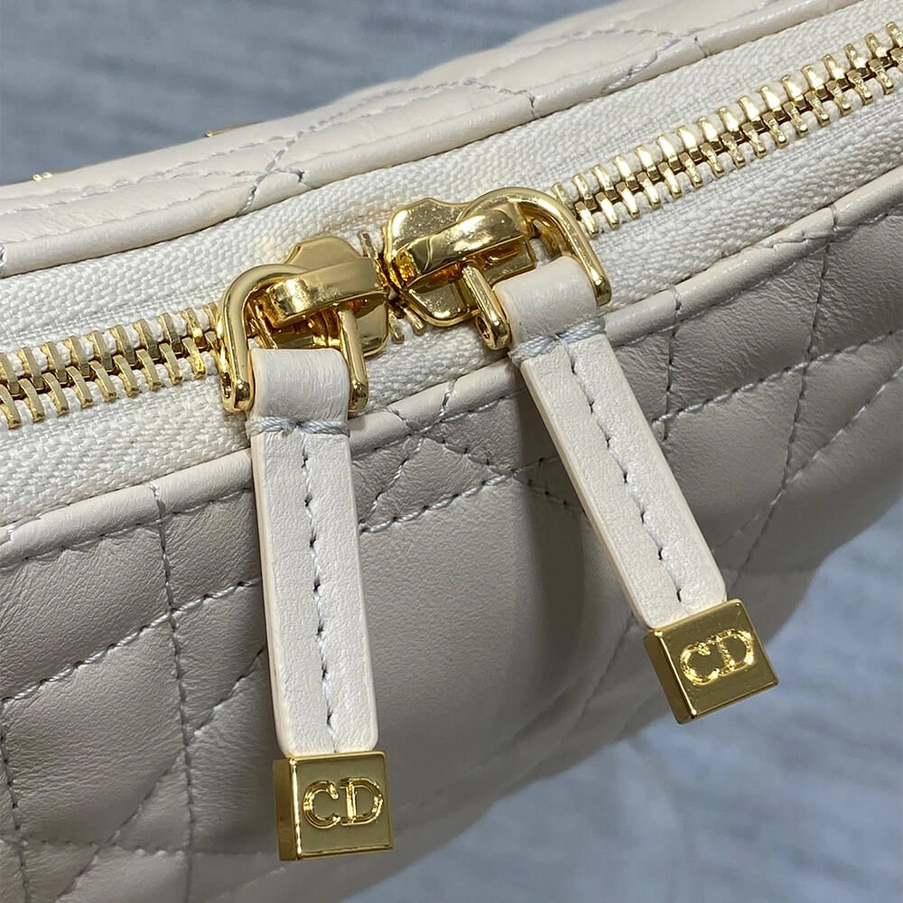 Neat Miss Caro Diorling Mini Bag with Chain 2124