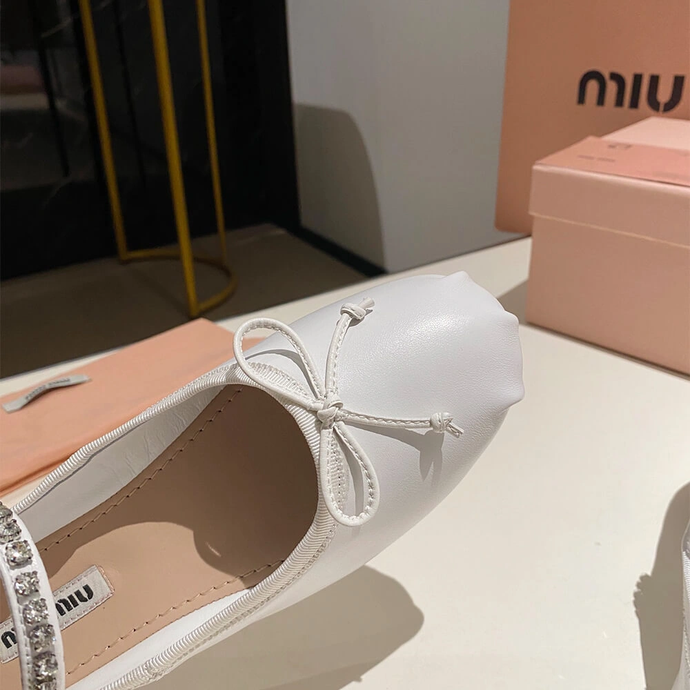 MiuMiu Leather ballerinas Attractive 3439