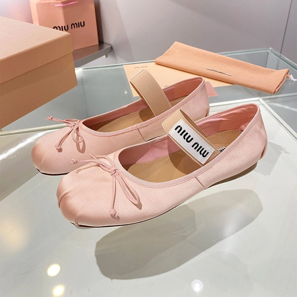 Cozy MiuMiu Satin ballerinas 3442