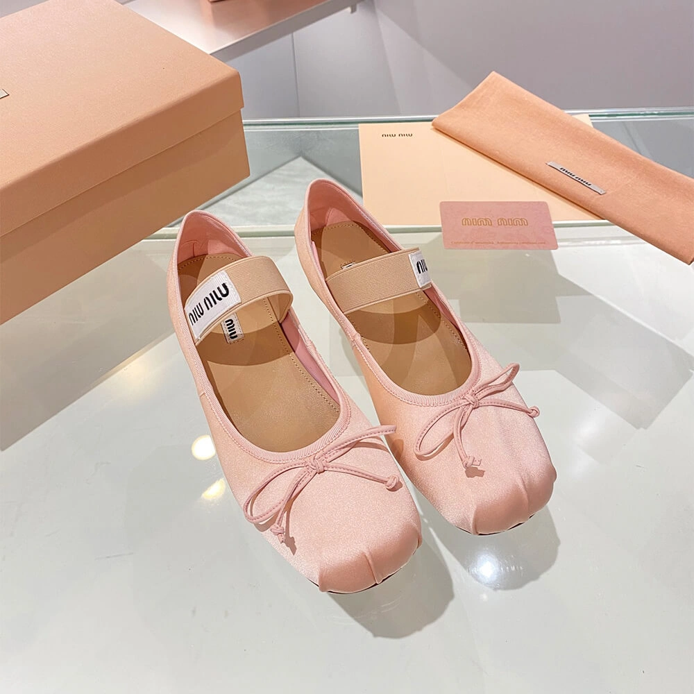 Cozy MiuMiu Satin ballerinas 3442