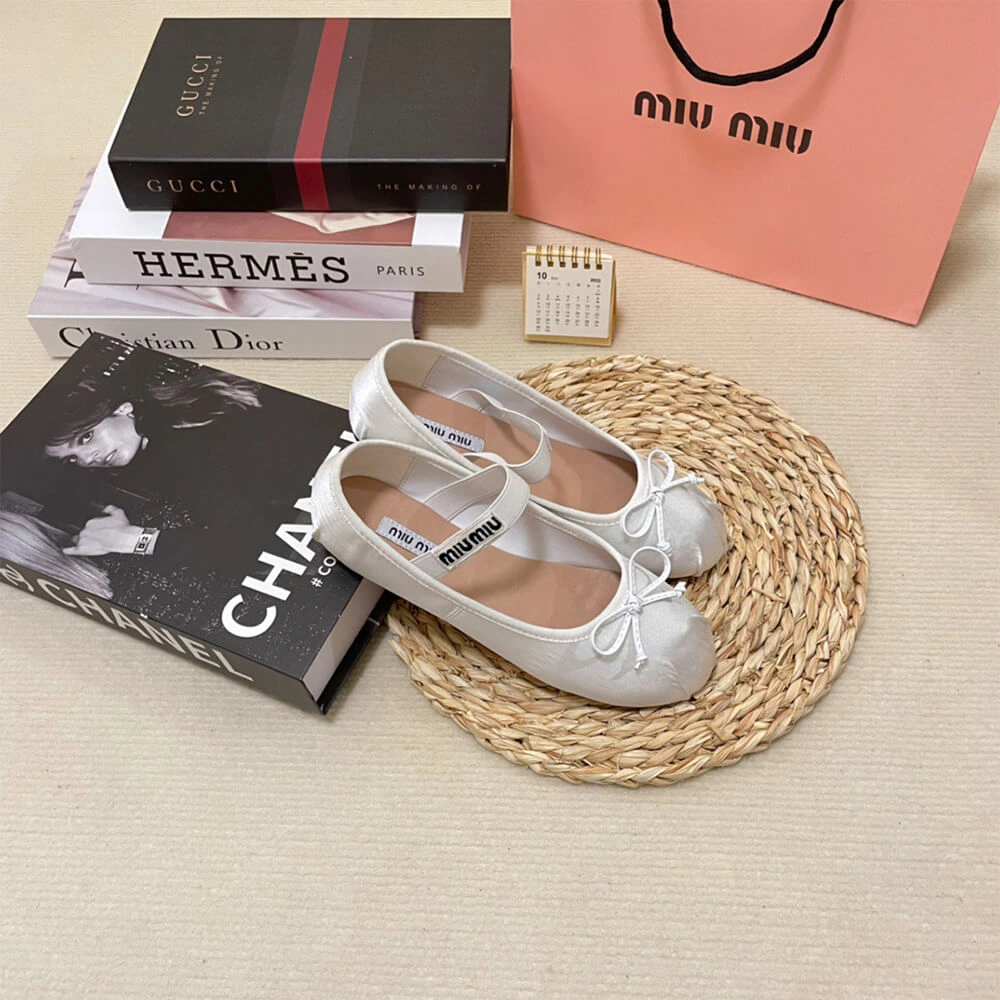 Functional MiuMiu Satin ballerinas 3441
