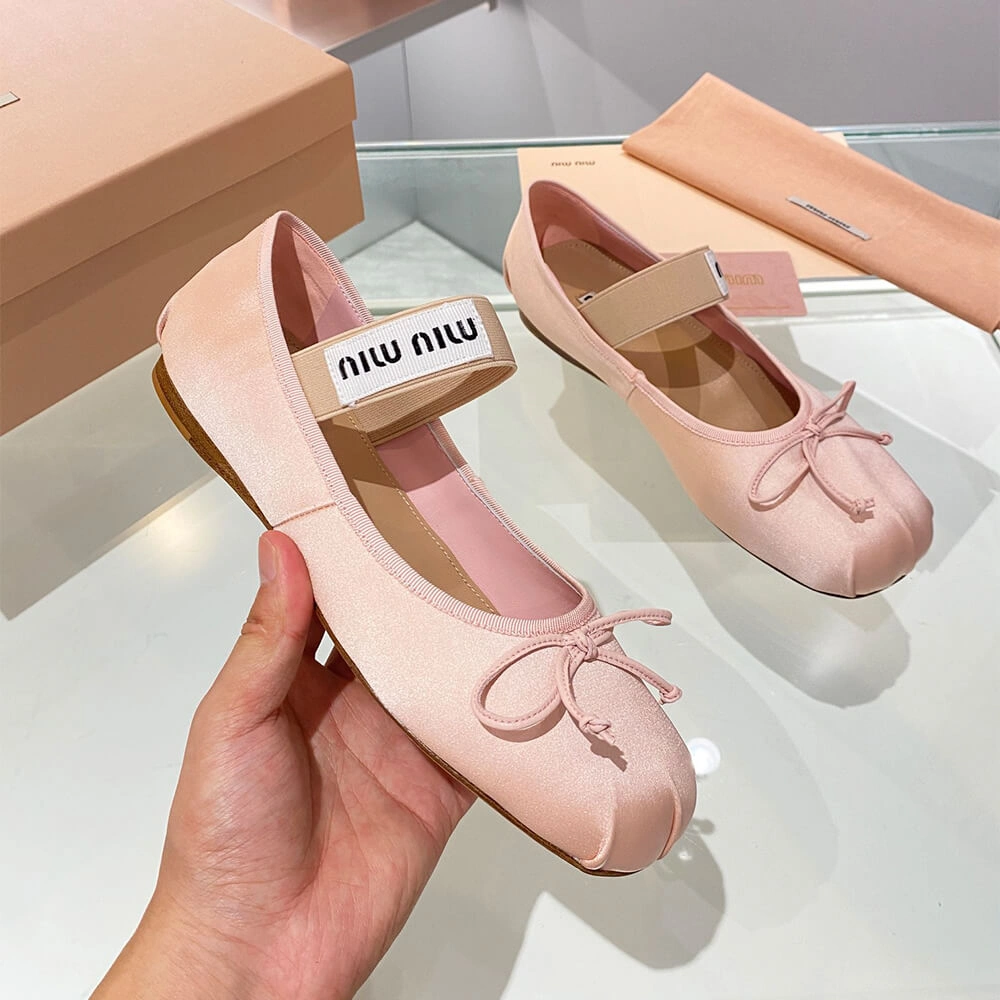 Cozy MiuMiu Satin ballerinas 3442