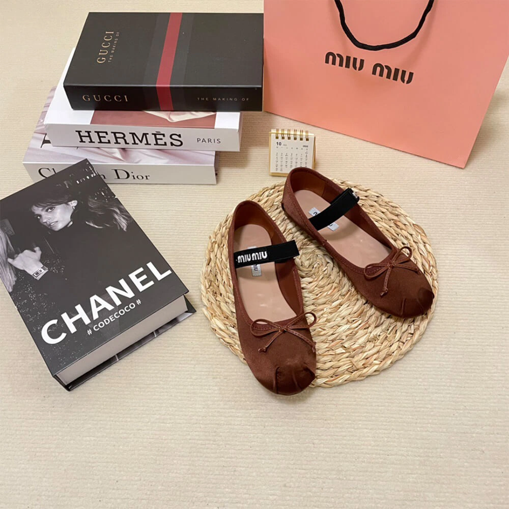 Durable MiuMiu Satin ballerinas 3444