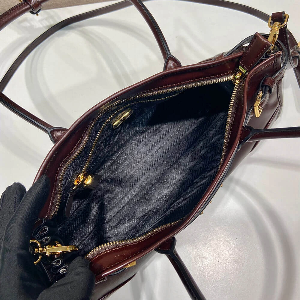 OdorResistant Prada  medium leather handbag(HIGH-END GRADE) 2927