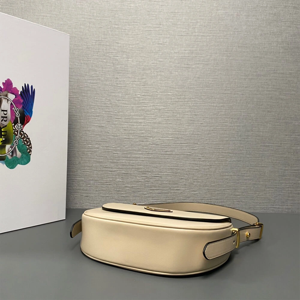 Prada Arque leather shoulder bag with flap Durable 2934