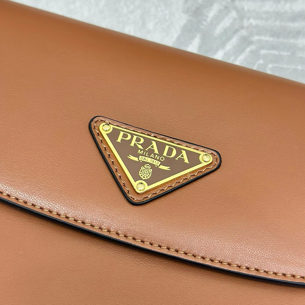 Prada Arque leather shoulder bag with flap Durable 2971