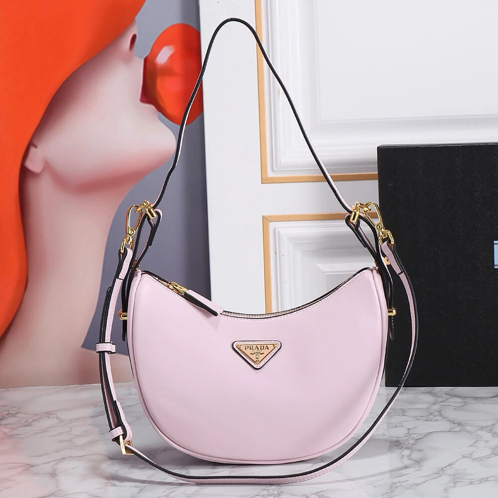 Stylish Prada Arque leather shoulder bag 2986