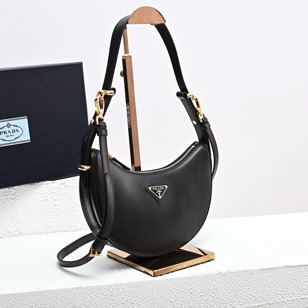 Prada Arque leather shoulder bag Durable 2908