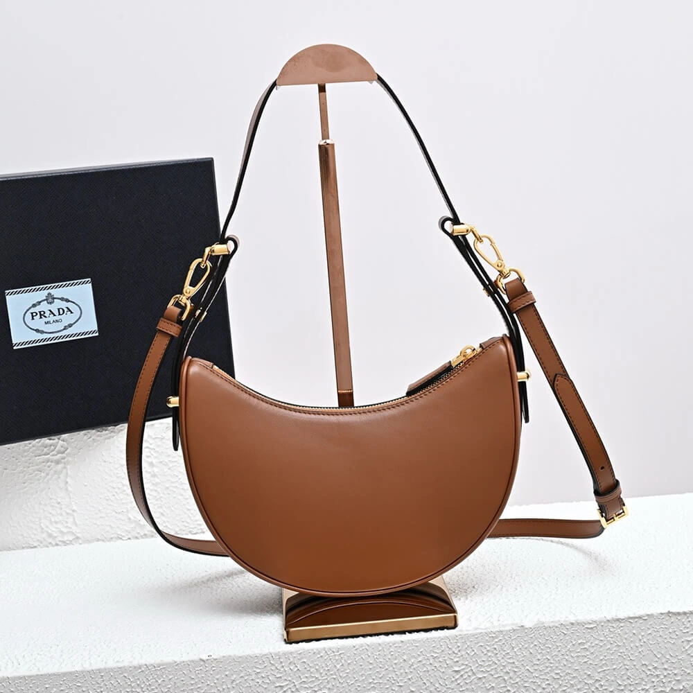 Prada Arque leather shoulder bag ZipUp 2909