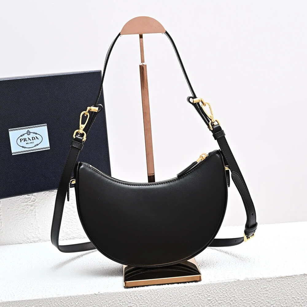 Prada Arque leather shoulder bag Durable 2908