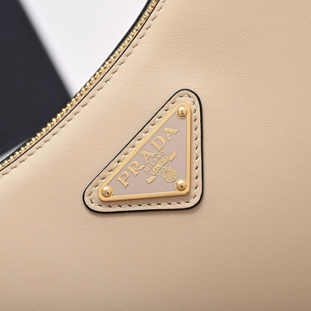 OnTrend Prada Arque leather shoulder bag 2931