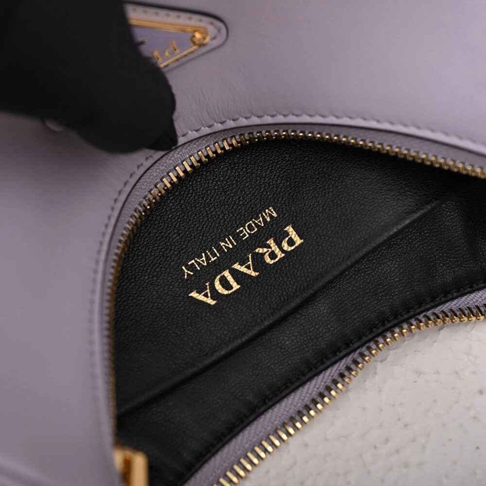 Versatile Prada Arque leather shoulder bag 2955