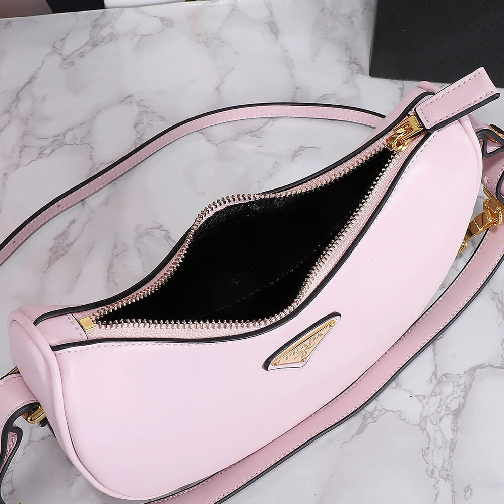 Stylish Prada Arque leather shoulder bag 2986