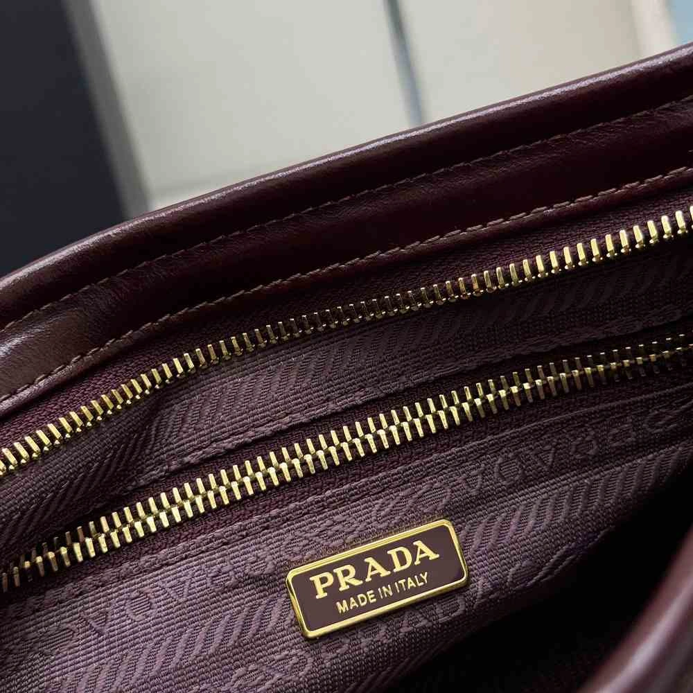 Tailored Prada Bonnie small leather shoulder bag(HIGH-END GRADE) 2889