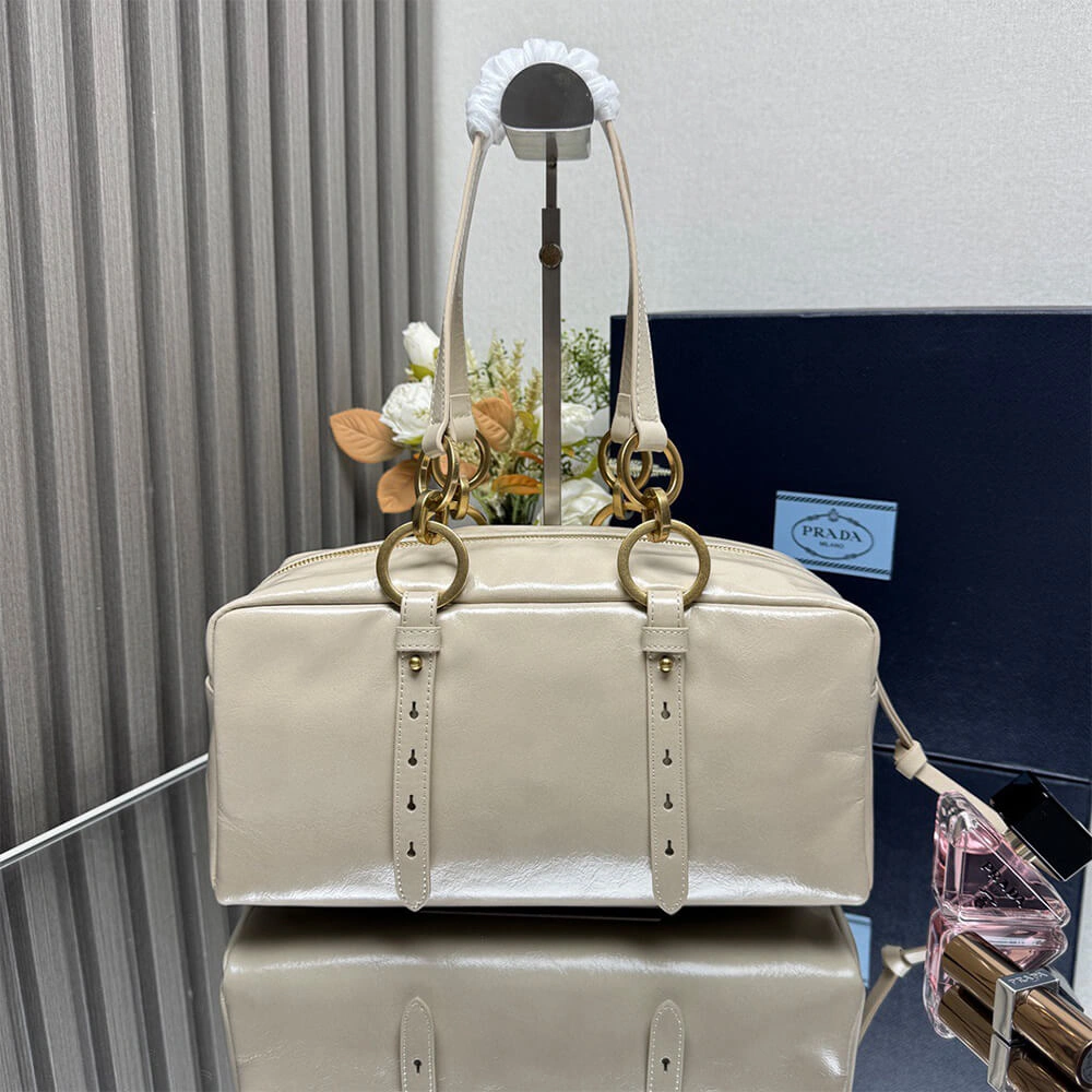Prada Dangle medium leather top-handle bag(HIGH-END GRADE) Casual 3043