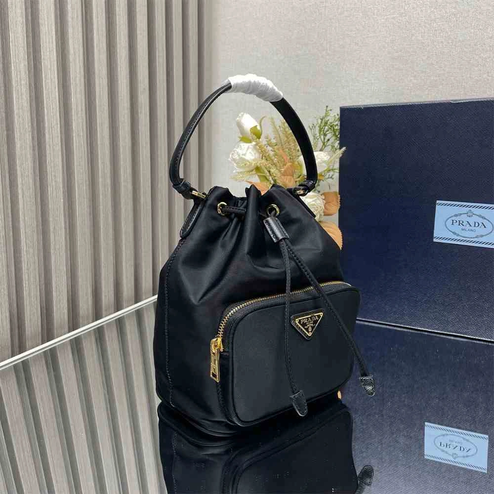 UrbanStyle Prada Duet Re-Nylon bucket bag 2895