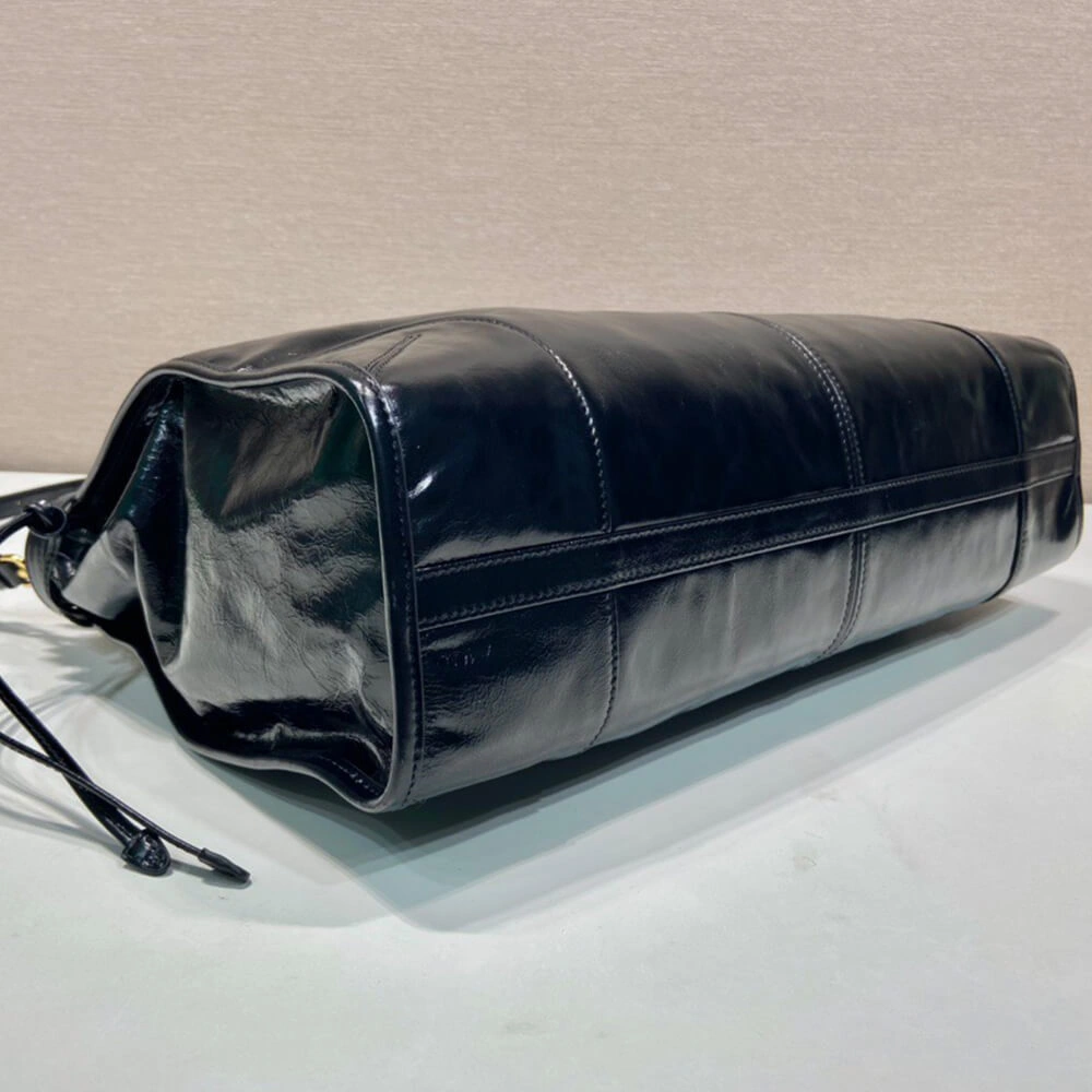 WaterResistant Prada Extra large leather handbag(high-end grade) 3003