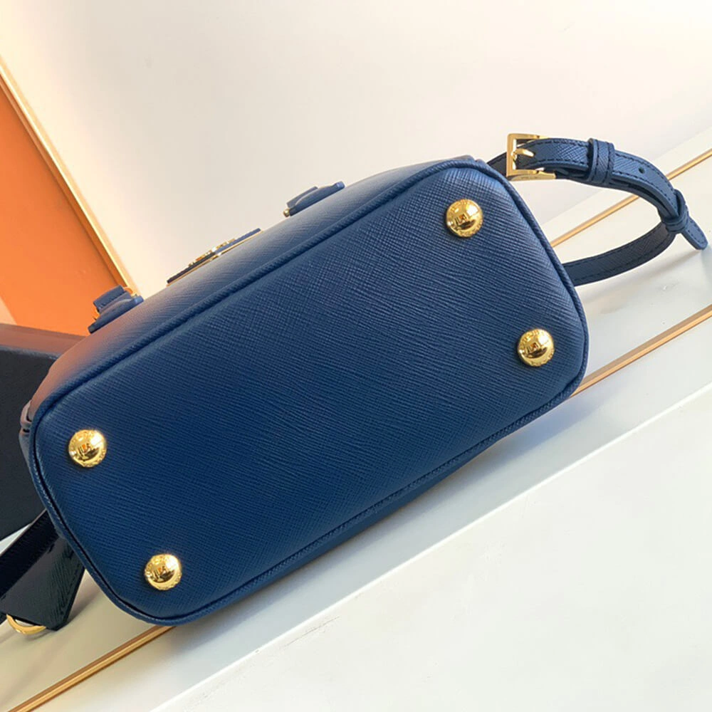 Cozy Prada Galleria Saffiano leather mini-bag 2967