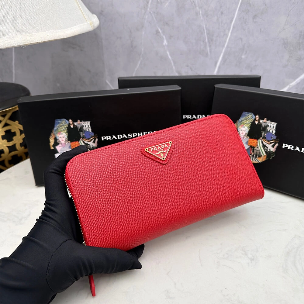 FashionForward Prada Large Saffiano Leather Wallet 3038
