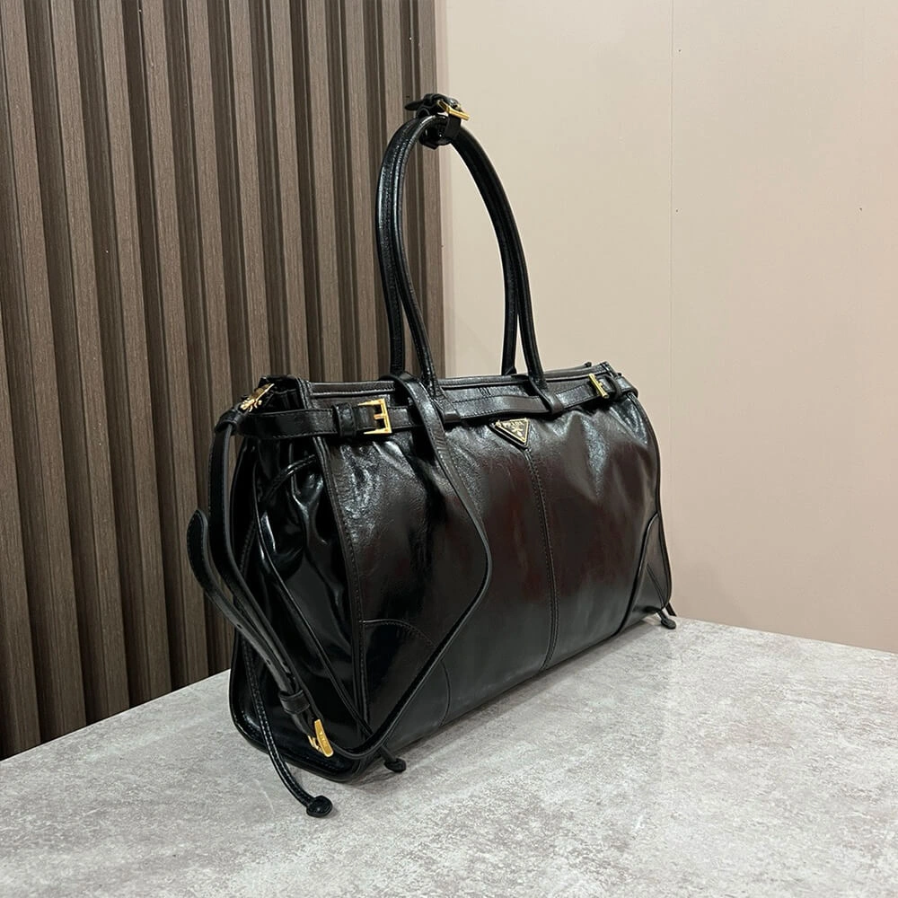 EyeCatching Prada Large leather handbag(high-end grade) 3005