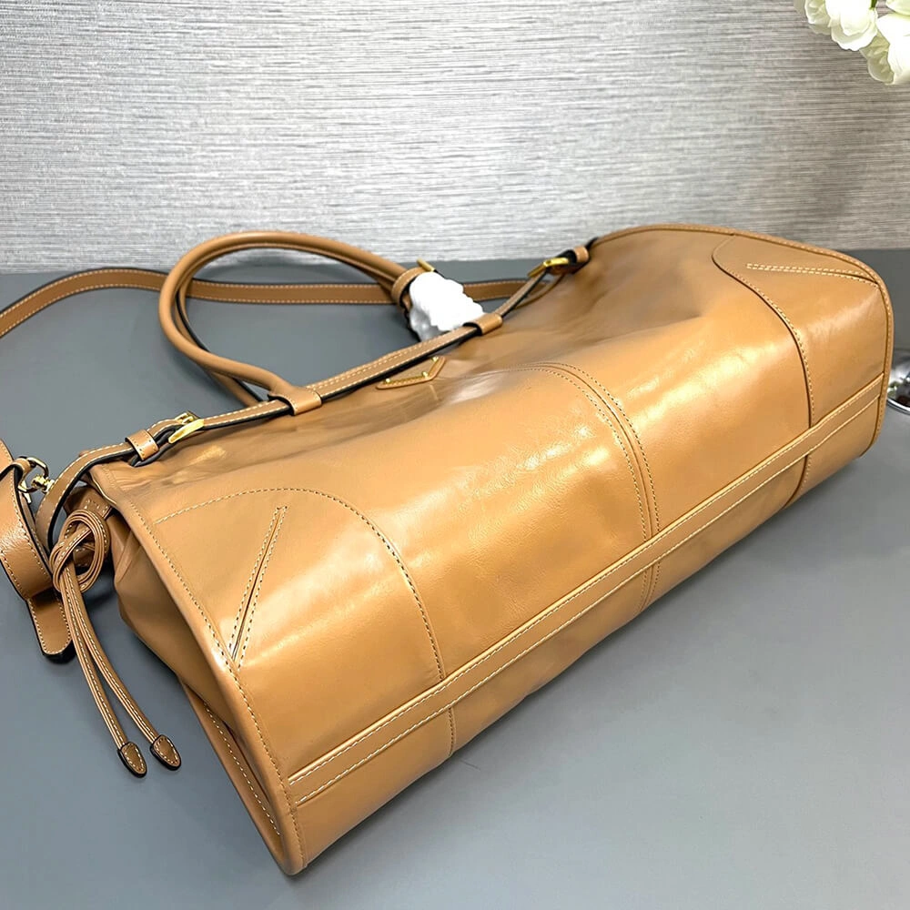 Prada Large leather handbag(high-end grade) Comfortable 2993