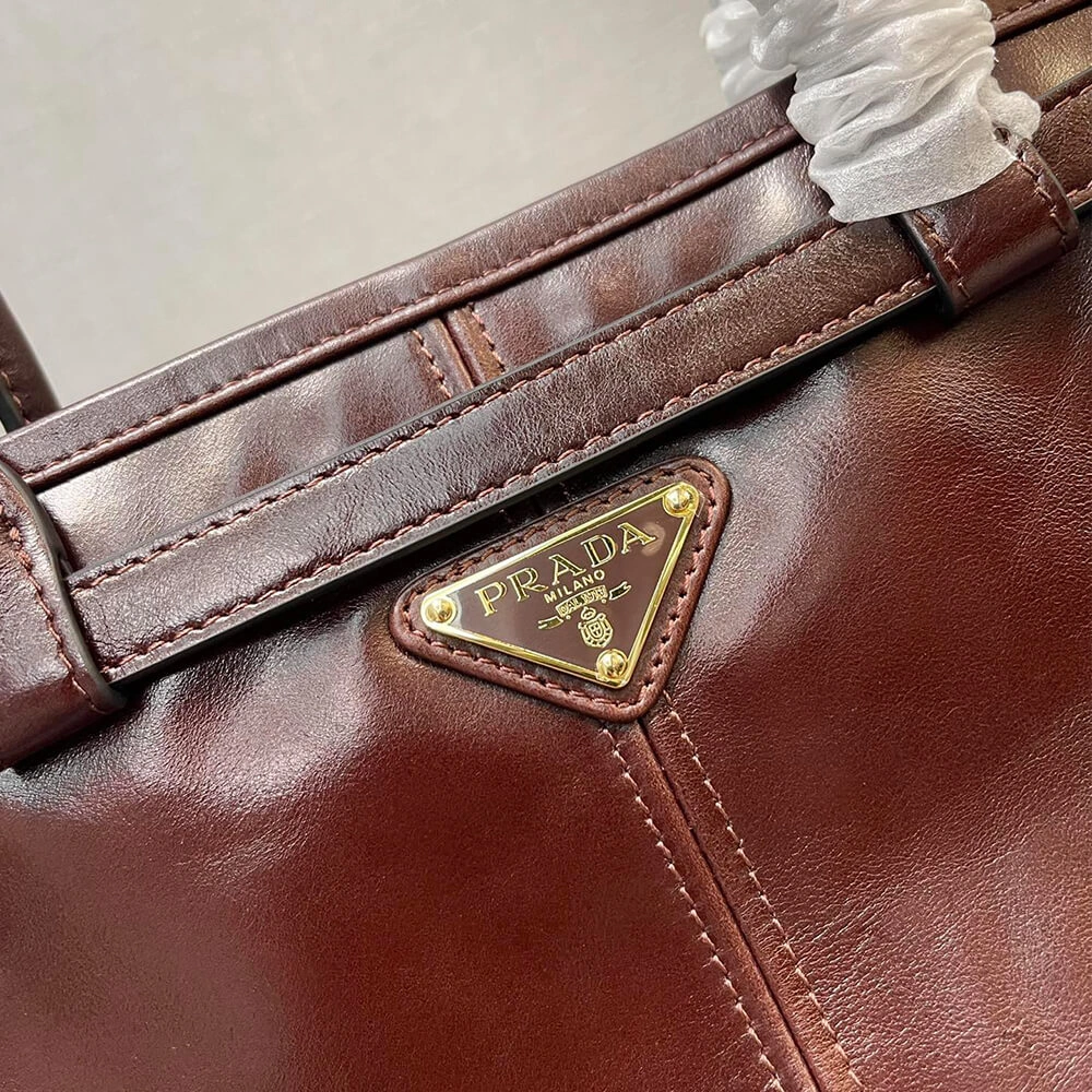 Prada Large leather handbag(high-end grade) FashionForward 3006
