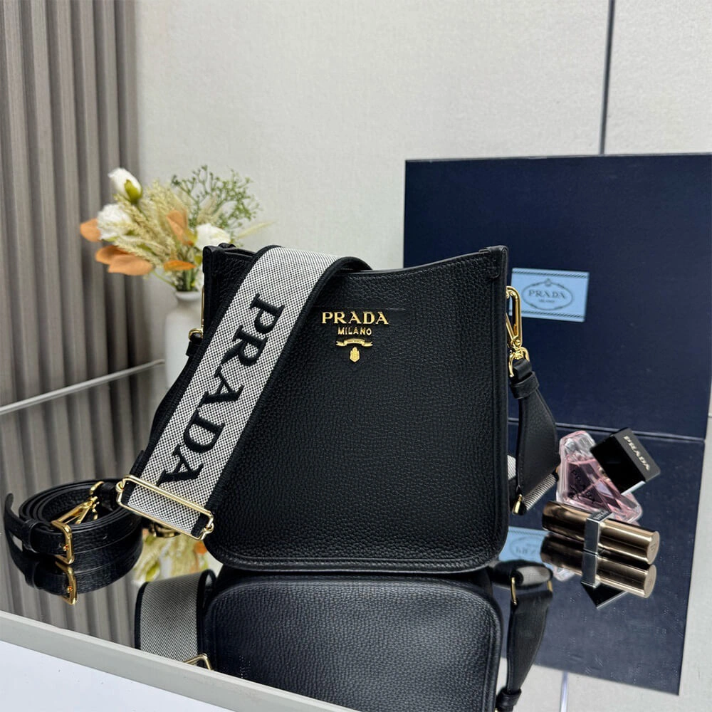Reliable Prada Leather mini shoulder bag(HIGH-END GRADE) 2912