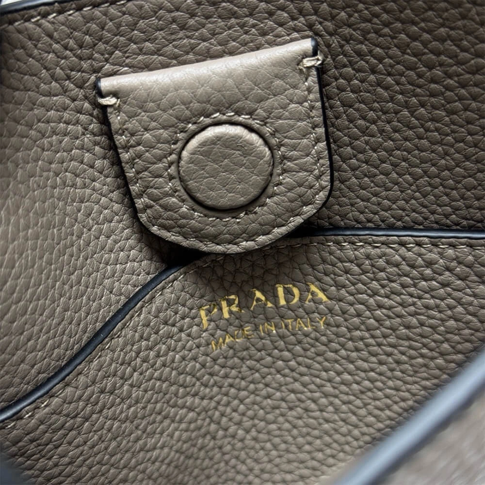 Prada Leather mini shoulder bag(HIGH-END GRADE) Modern 2893