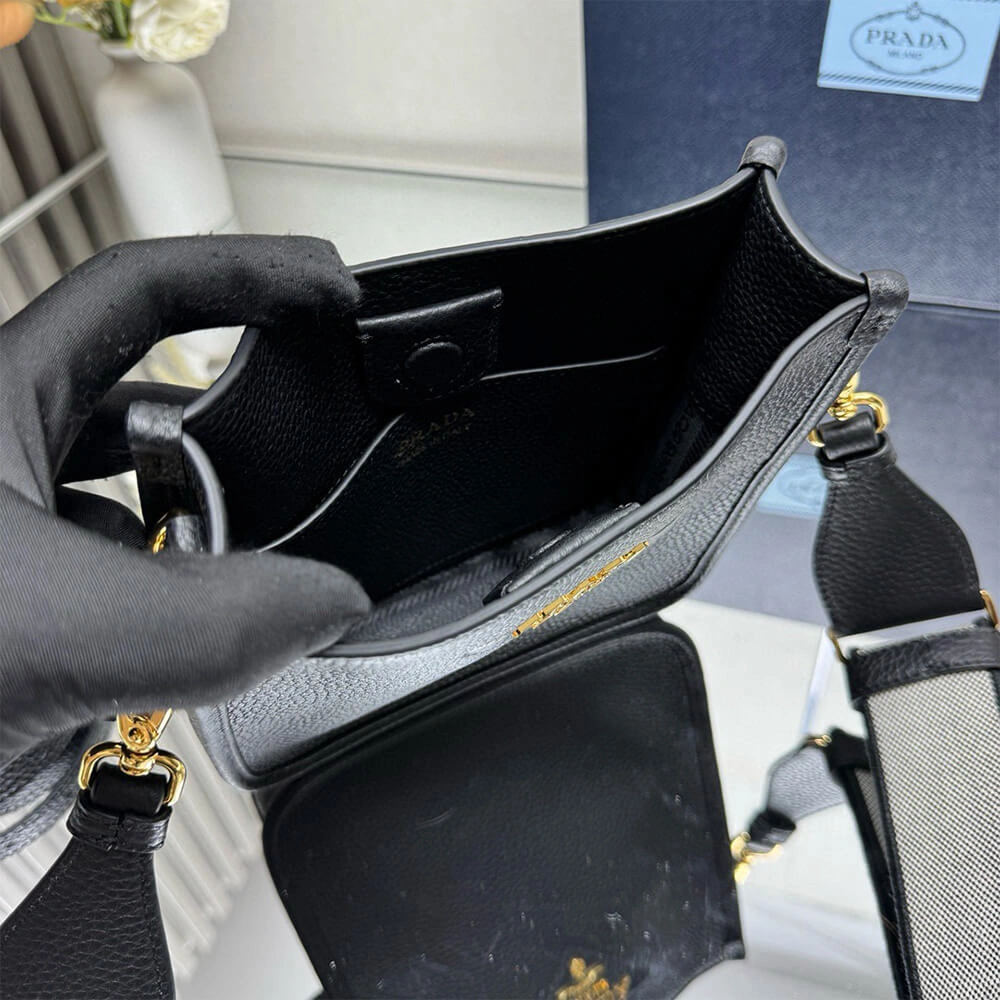 Reliable Prada Leather mini shoulder bag(HIGH-END GRADE) 2912