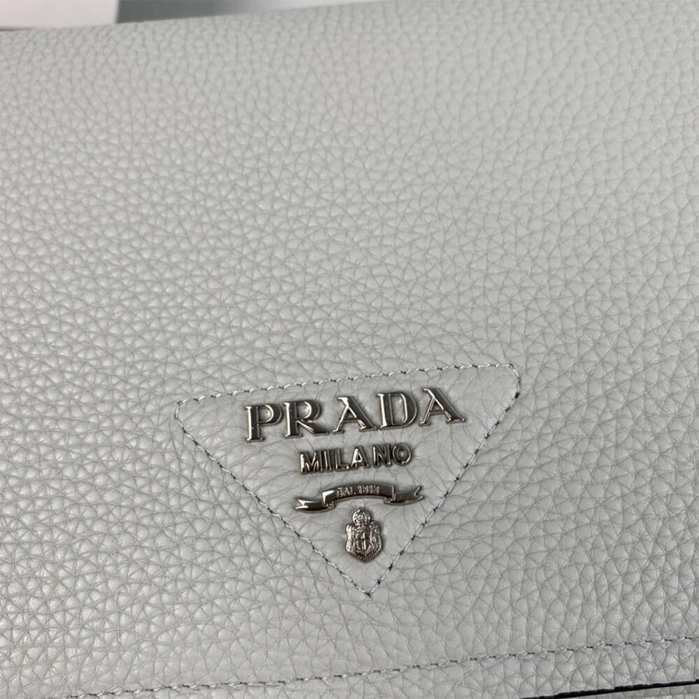 GoAnywhere Prada Leather shoulder bag(high-end grade) 3013