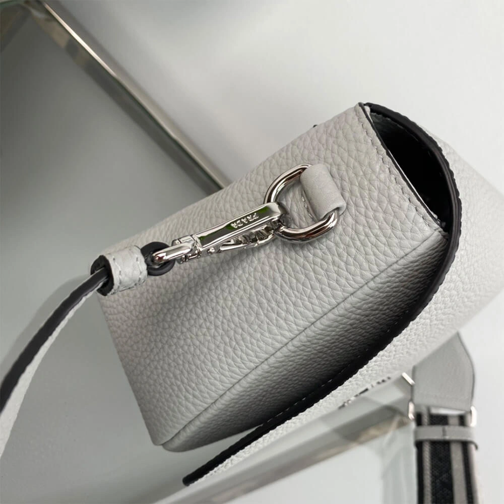 GoAnywhere Prada Leather shoulder bag(high-end grade) 3013