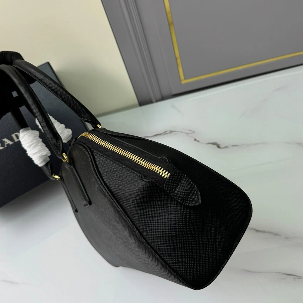 Original Prada Medium Saffiano leather bag(high-end grade) 3001